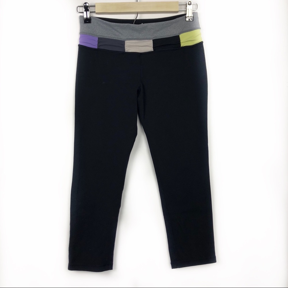 Lululemon Crop Athletic Workout Leggings